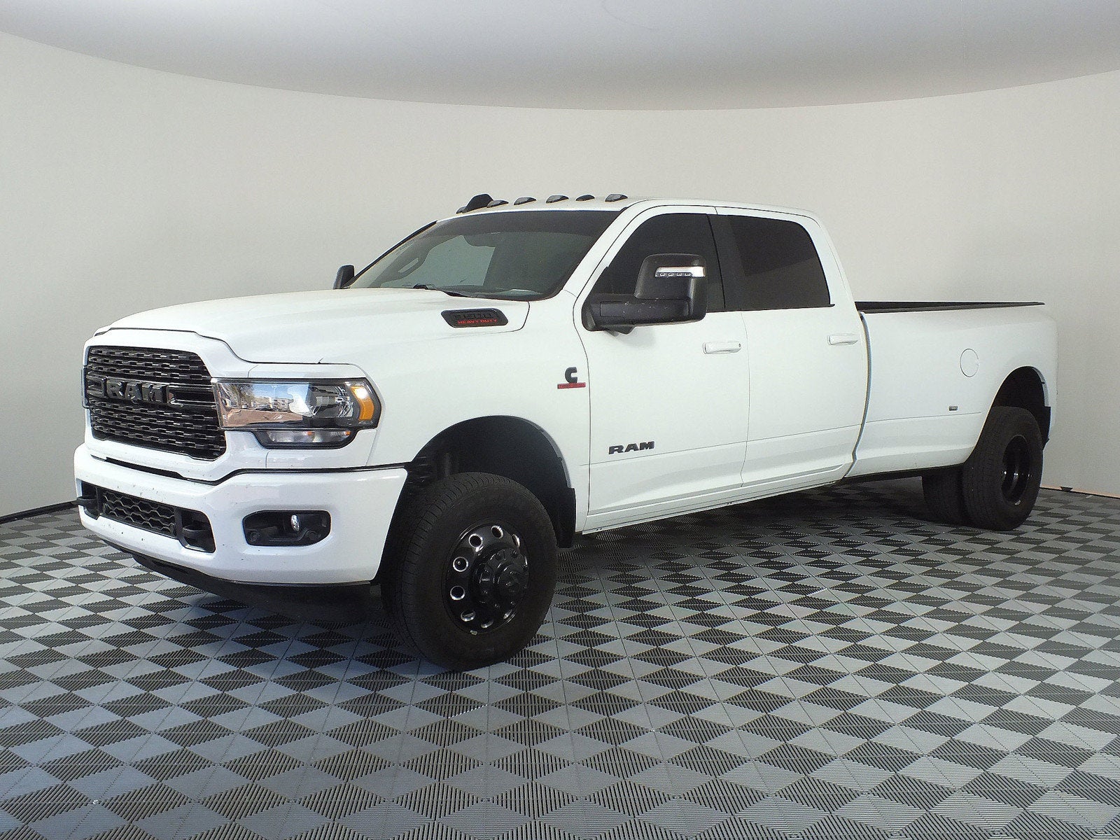2024 RAM 3500 Big Horn 4WD *1-OWNER! LOW MILES!*