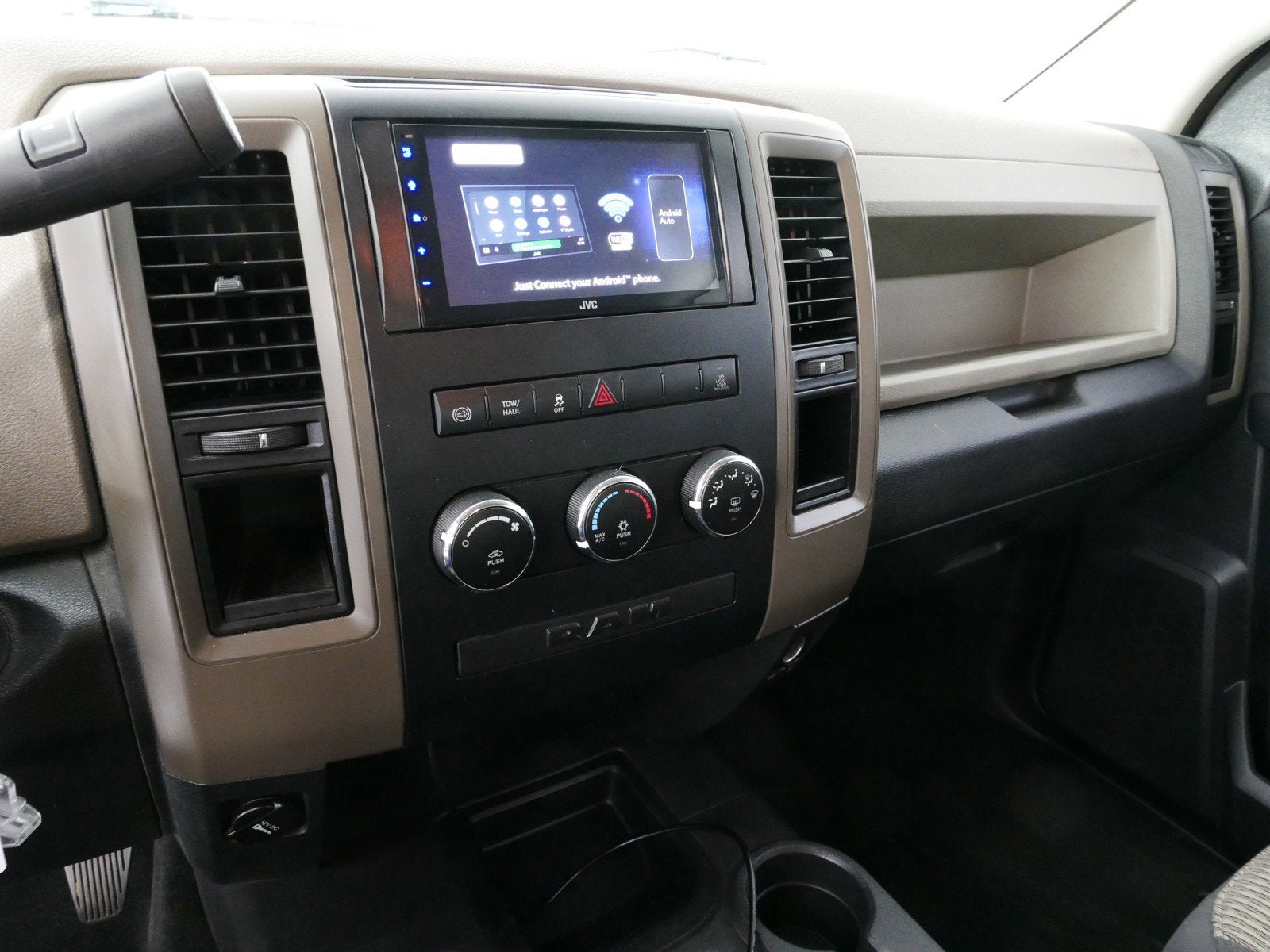 2012 RAM 2500 ST 4WD *1-OWNER, CLEAN CARFAX!*