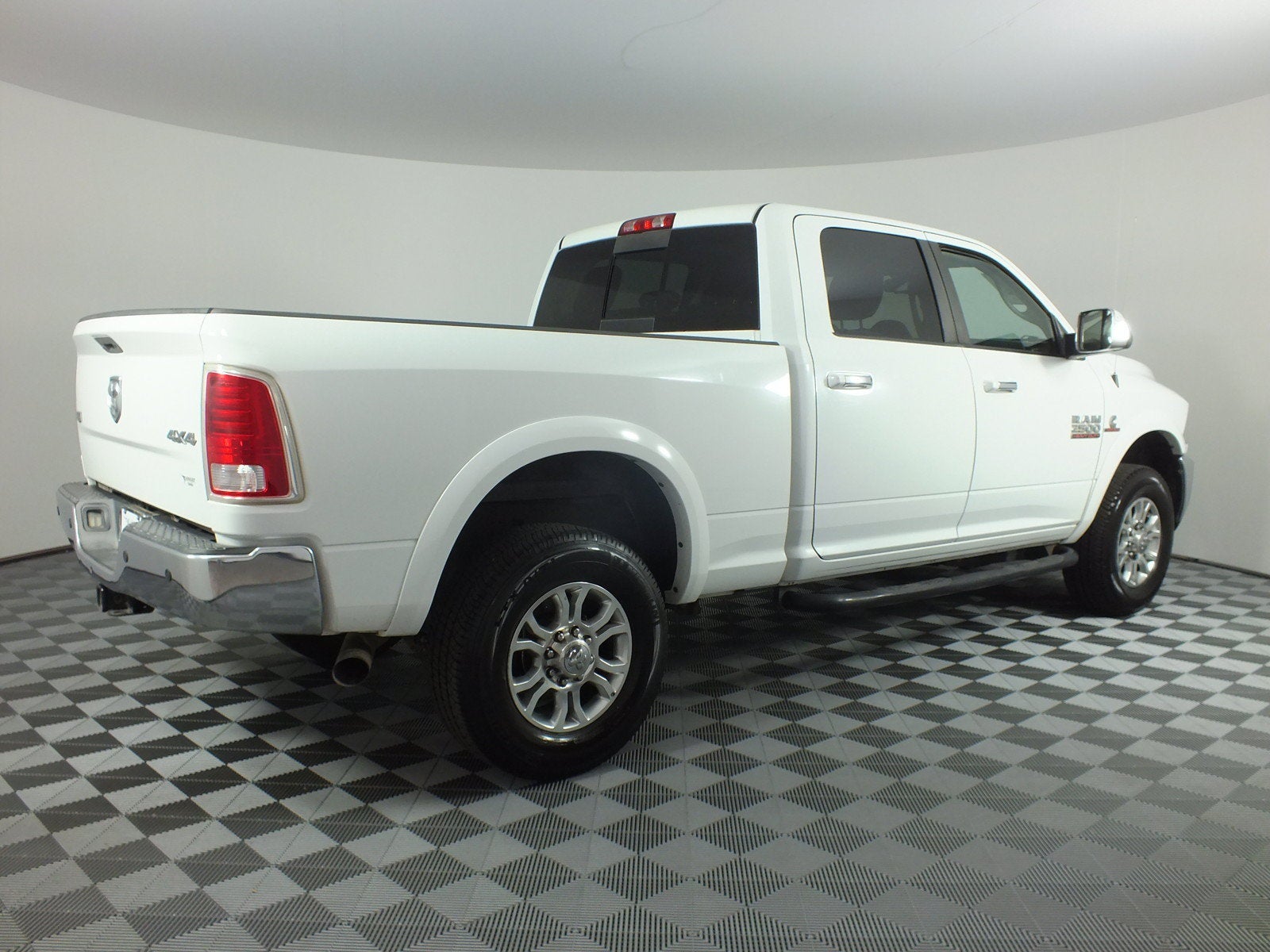 2014 RAM 2500 Laramie 4WD *CLEAN CARFAX*