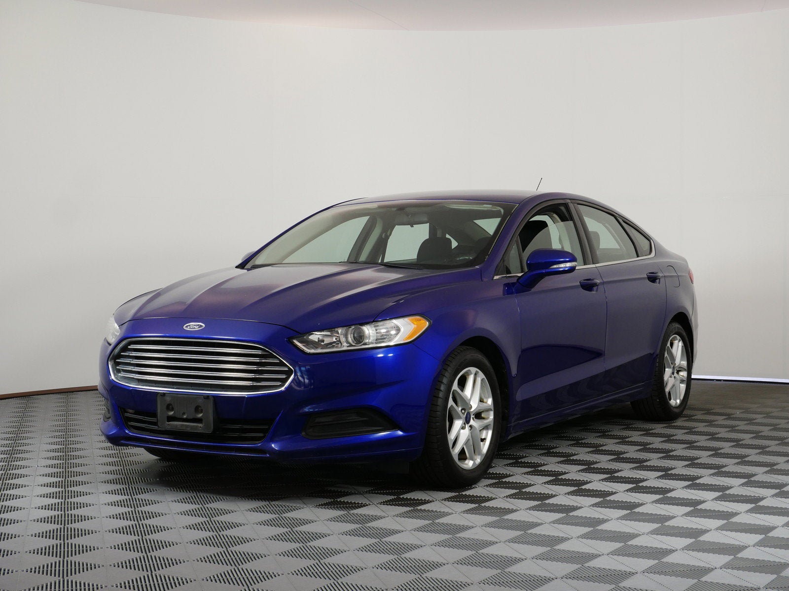 2016 Ford Fusion SE *RELIABLE DAILY DRIVER!*