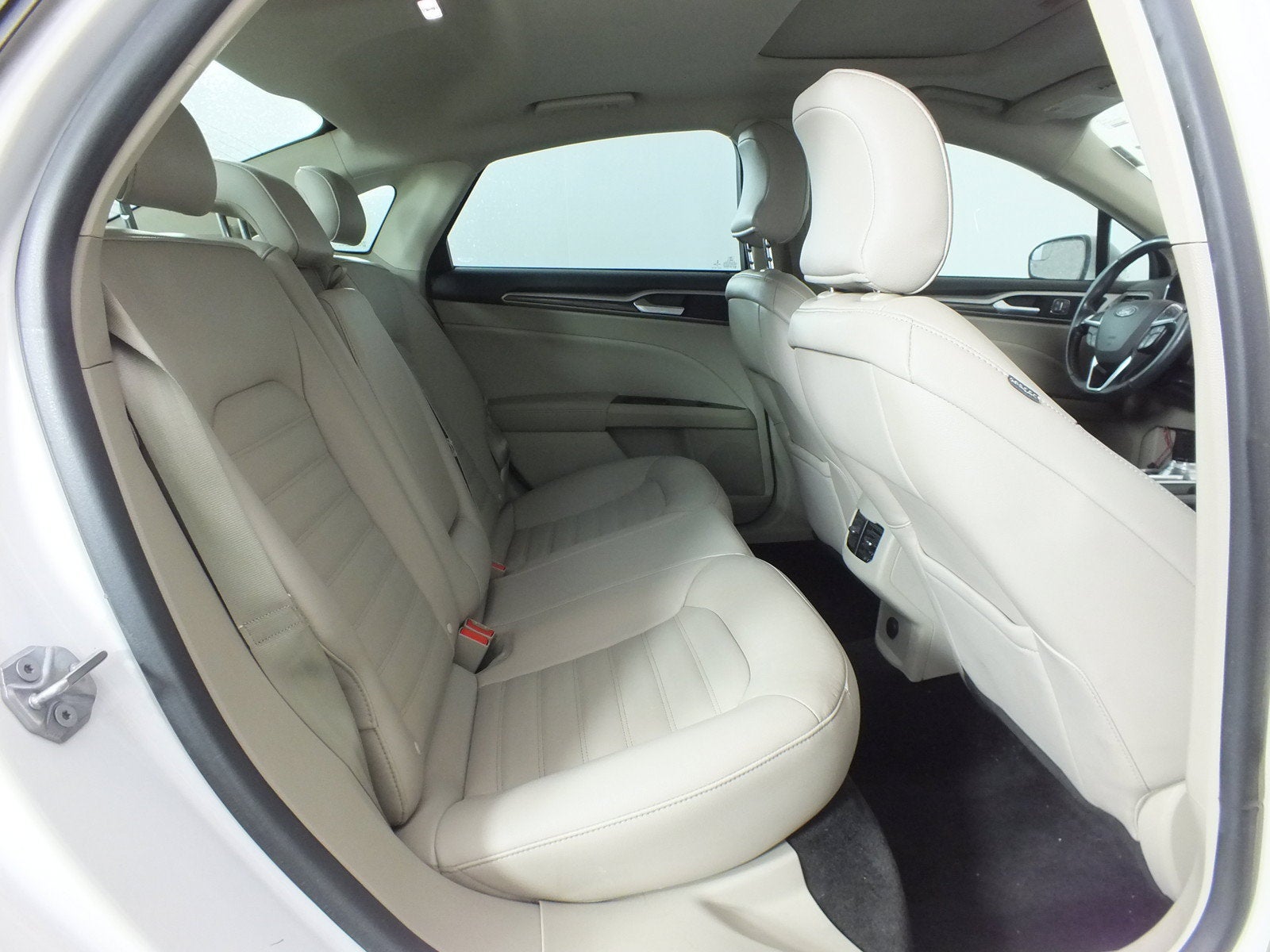 2018 Ford Fusion SE *RELIABLE DAILY DRIVER!*