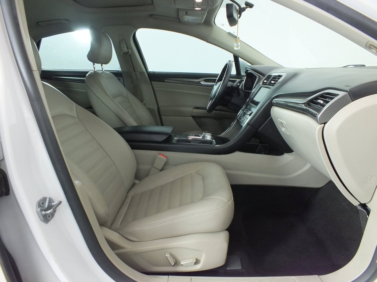 2018 Ford Fusion SE *RELIABLE DAILY DRIVER!*