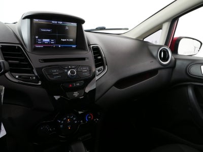 2014 Ford Fiesta SE *ONLY 45K MILES!*