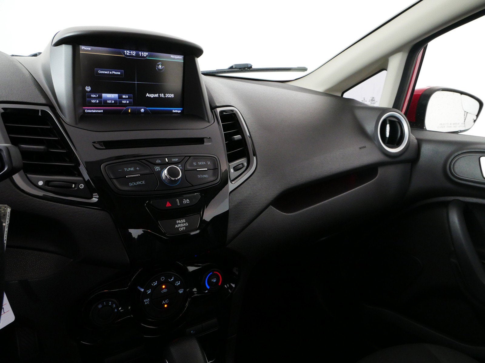 2014 Ford Fiesta SE *ONLY 45K MILES!*