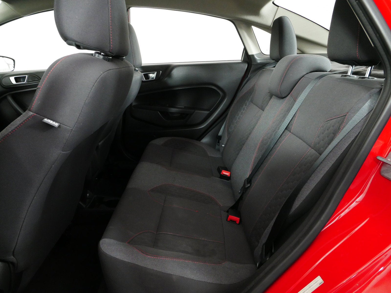 2014 Ford Fiesta SE *ONLY 45K MILES!*