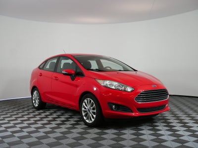 2014 Ford Fiesta SE *ONLY 45K MILES!*