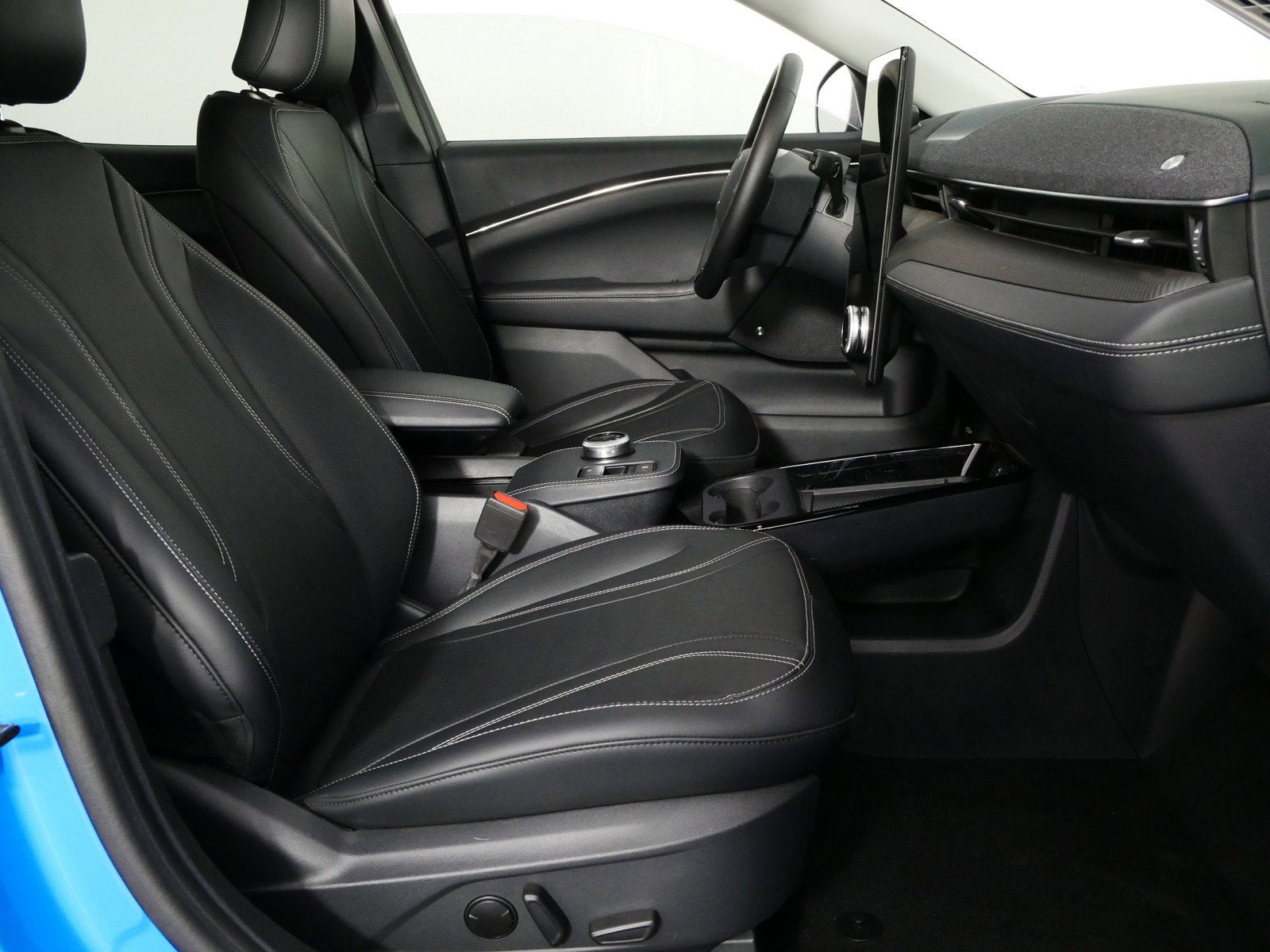 2024 Ford Mustang Mach-E Premium *1-OWNER! UNDER 8K MILES!*