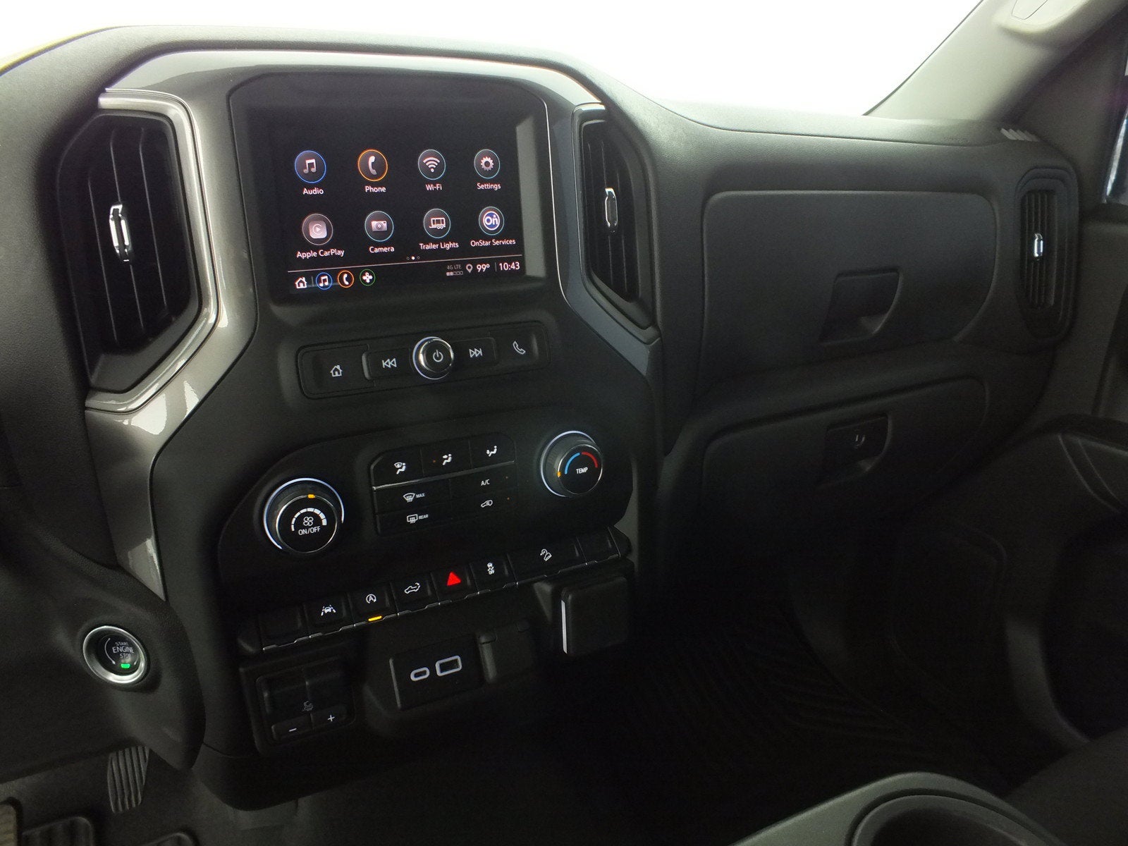 2025 Chevrolet Silverado 1500 Custom Trail Boss 4WD *1-OWNER*