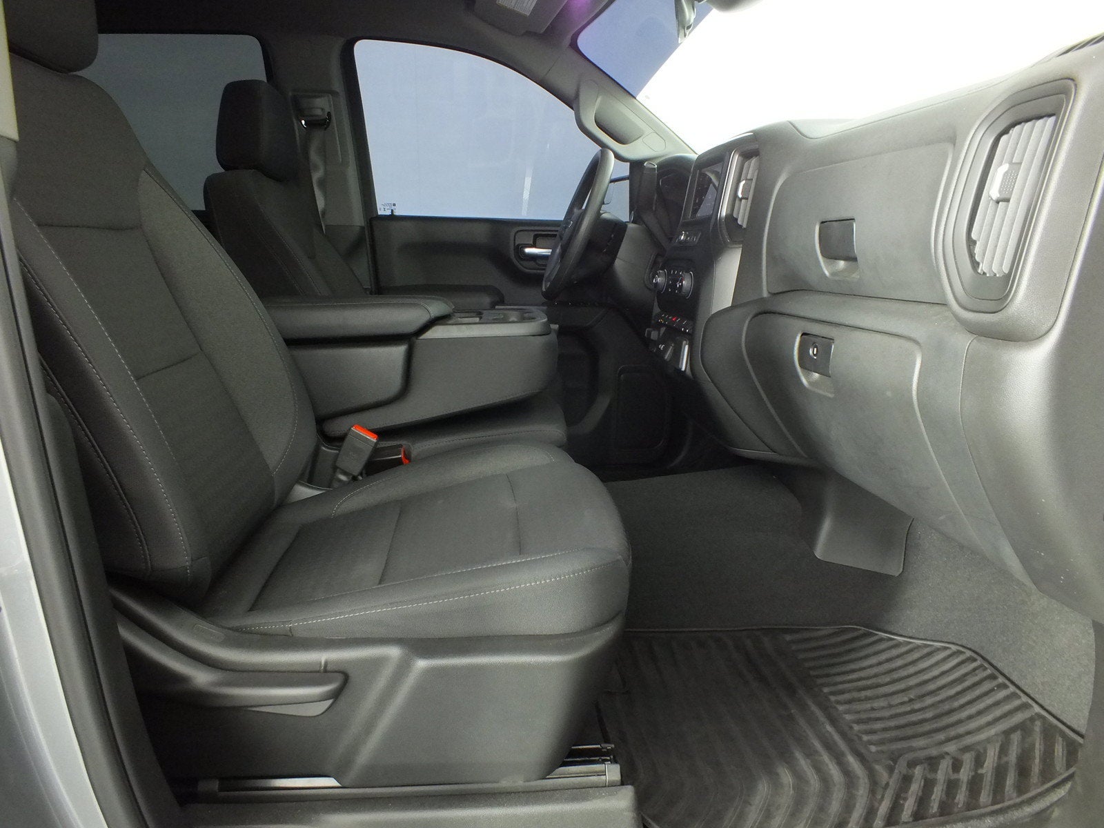 2025 Chevrolet Silverado 1500 Custom Trail Boss 4WD *1-OWNER*