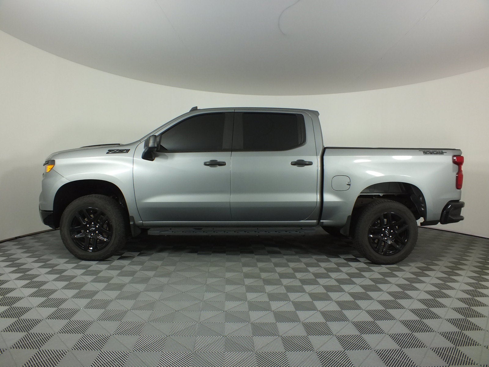 2025 Chevrolet Silverado 1500 Custom Trail Boss 4WD *1-OWNER*
