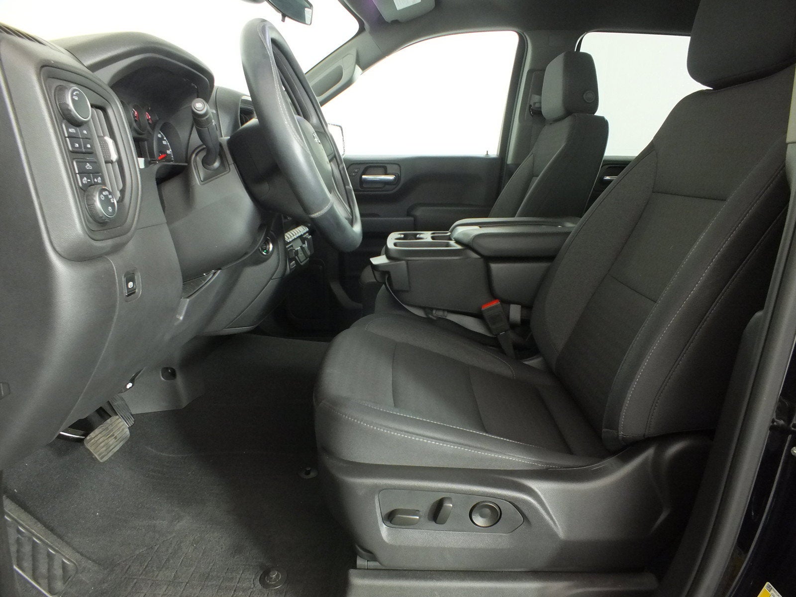 2025 Chevrolet Silverado 1500 Custom Trail Boss 4WD *1-OWNER!*