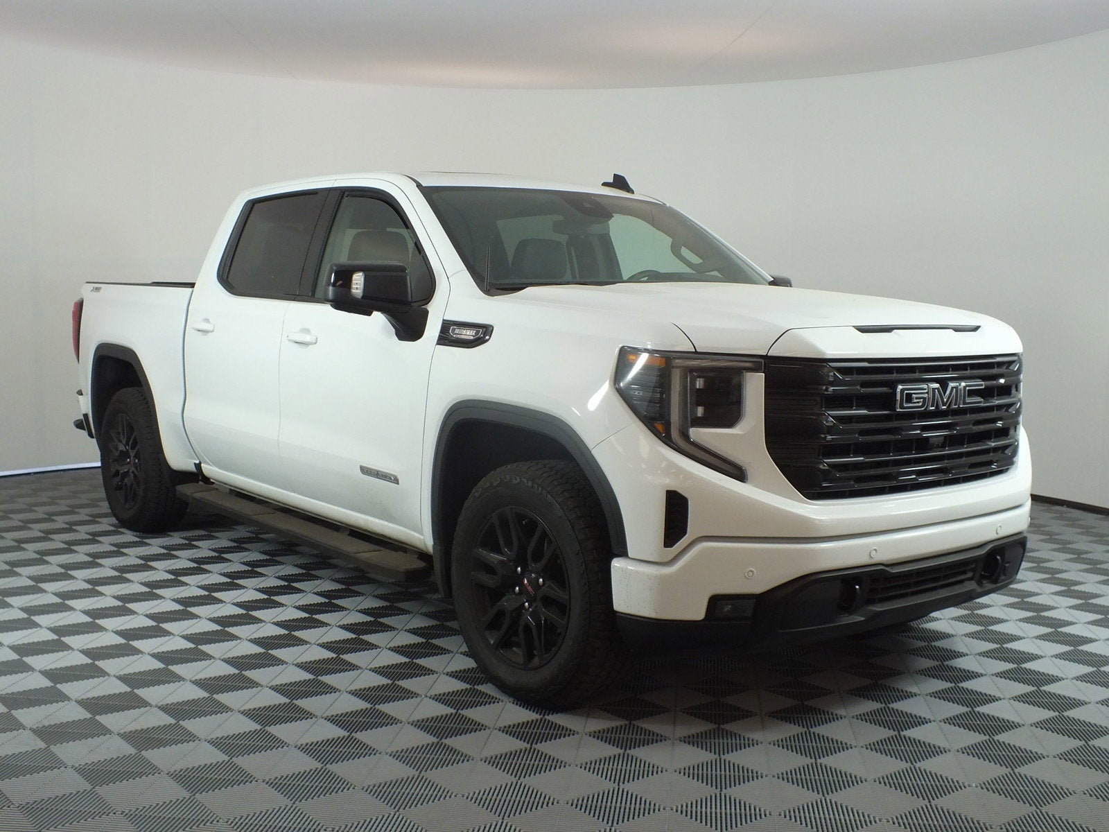 2025 GMC Sierra 1500 Elevation 4WD *1-OWNER*