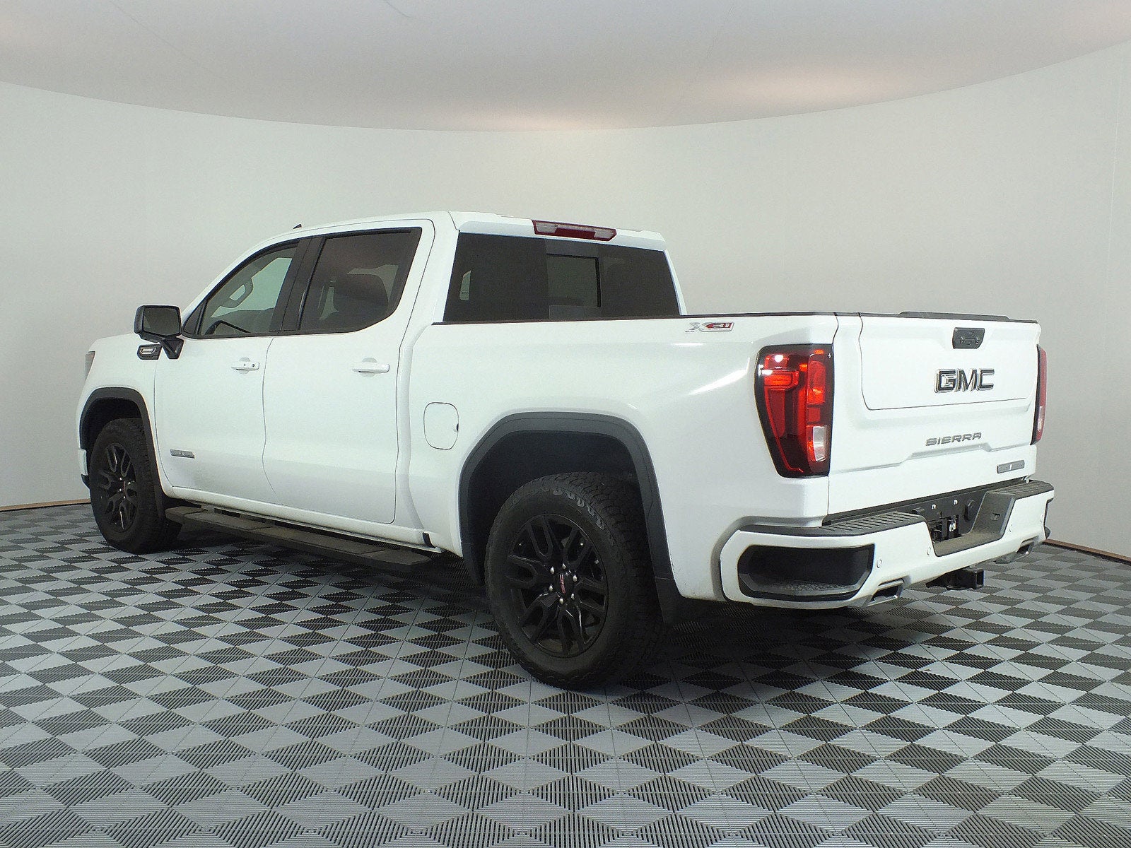2025 GMC Sierra 1500 Elevation 4WD *1-OWNER*