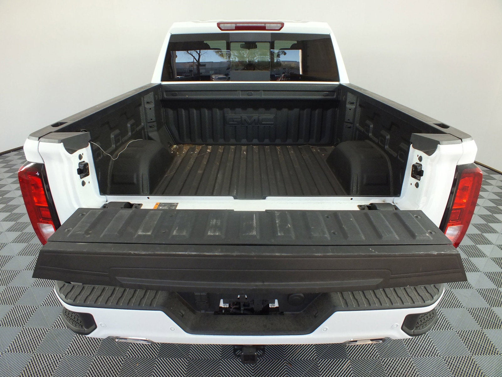 2025 GMC Sierra 1500 Elevation 4WD *1-OWNER*