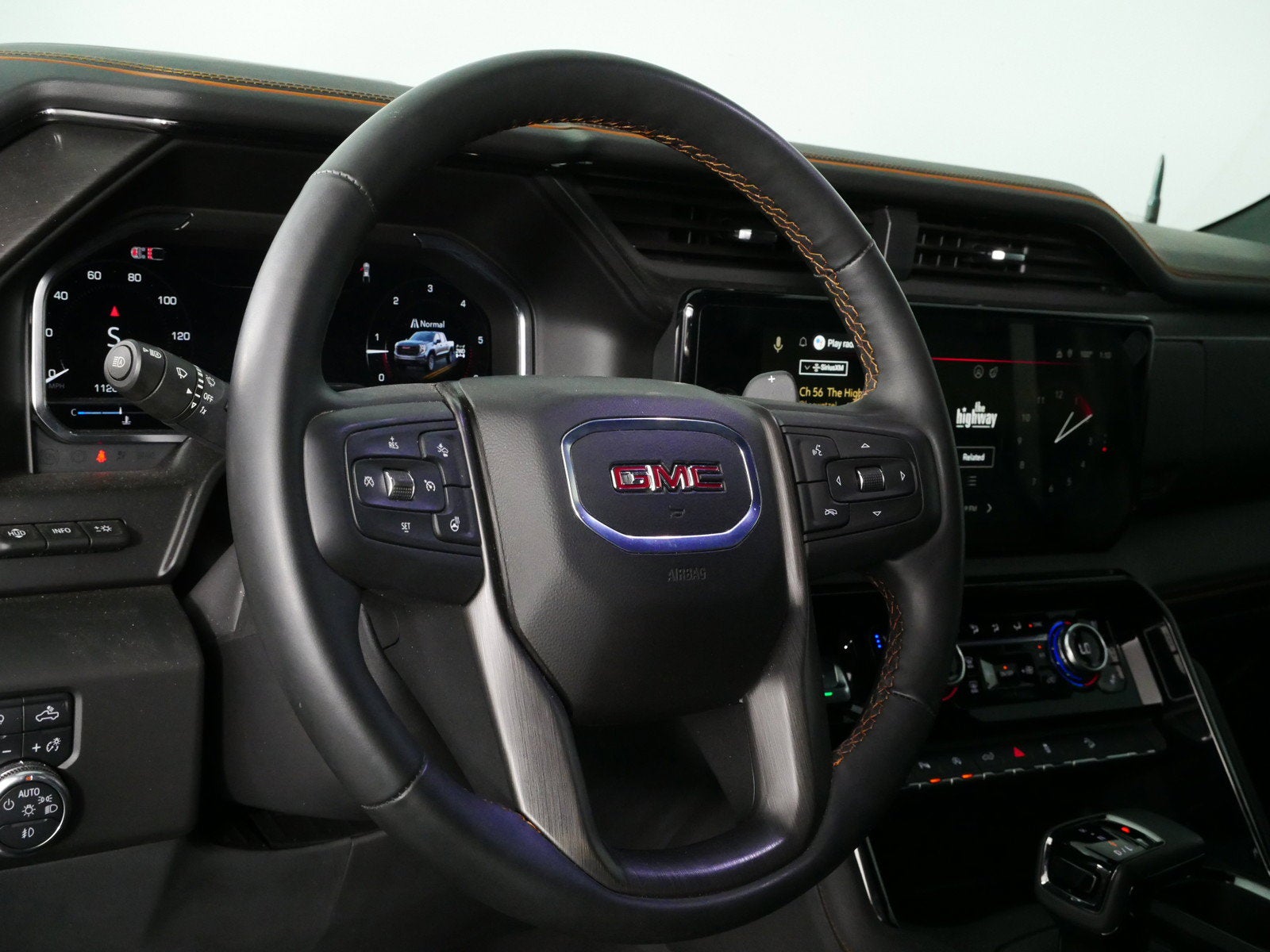 2025 GMC Sierra 1500 AT4 4WD *1-OWNER! ONLY 11K MILES!*