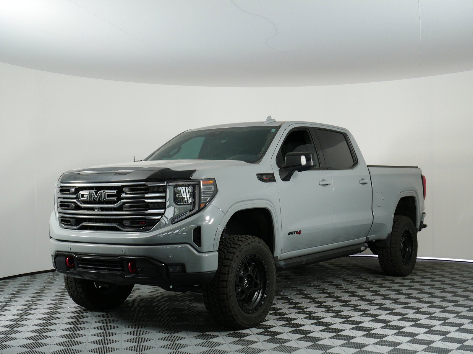 2025 GMC Sierra 1500 AT4 4WD *1-OWNER! ONLY 11K MILES!*