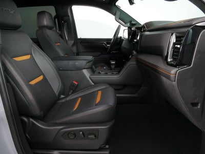 2025 GMC Sierra 1500 AT4 4WD *1-OWNER! ONLY 11K MILES!*