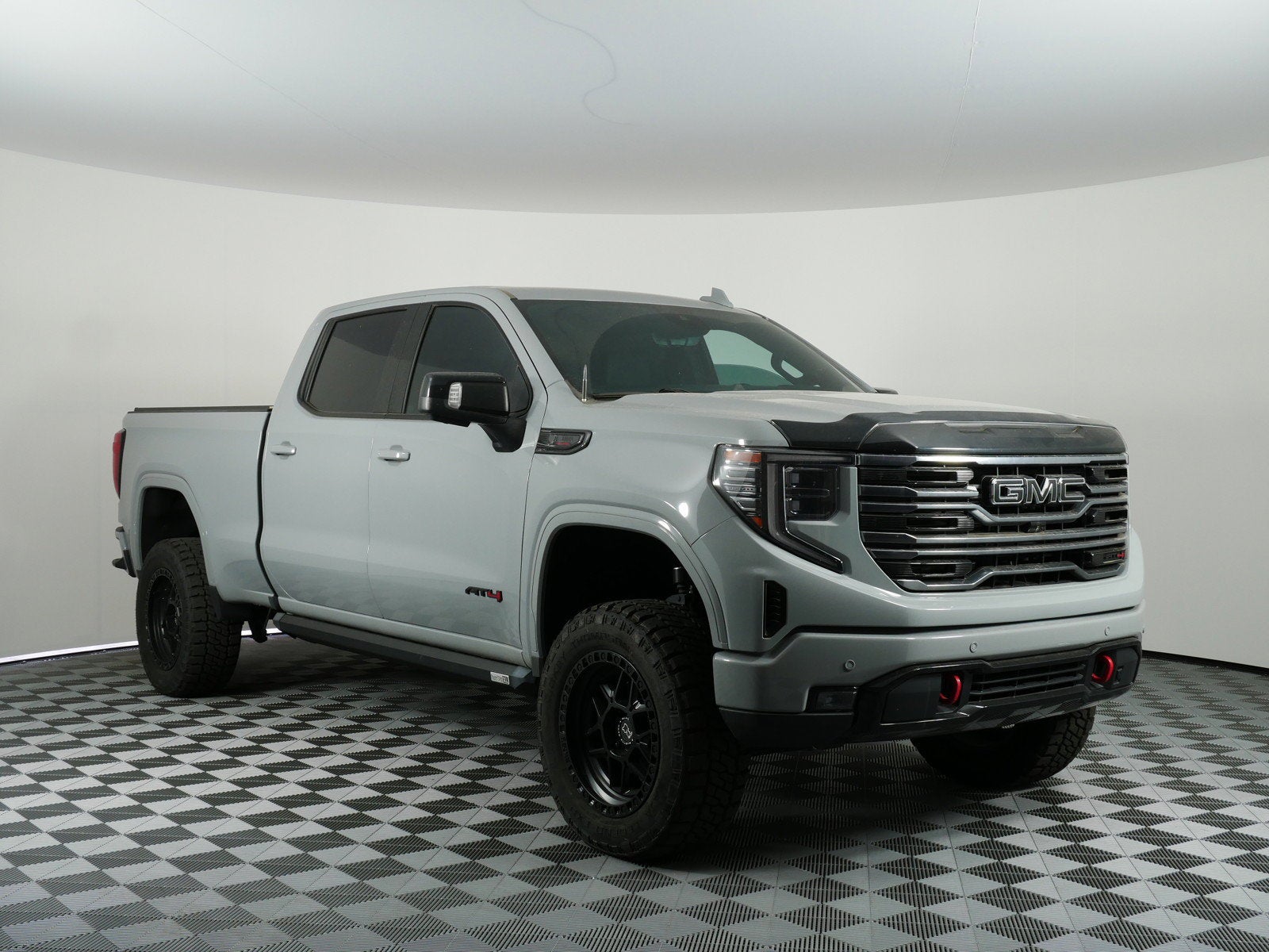 2025 GMC Sierra 1500 AT4 4WD *1-OWNER! ONLY 11K MILES!*