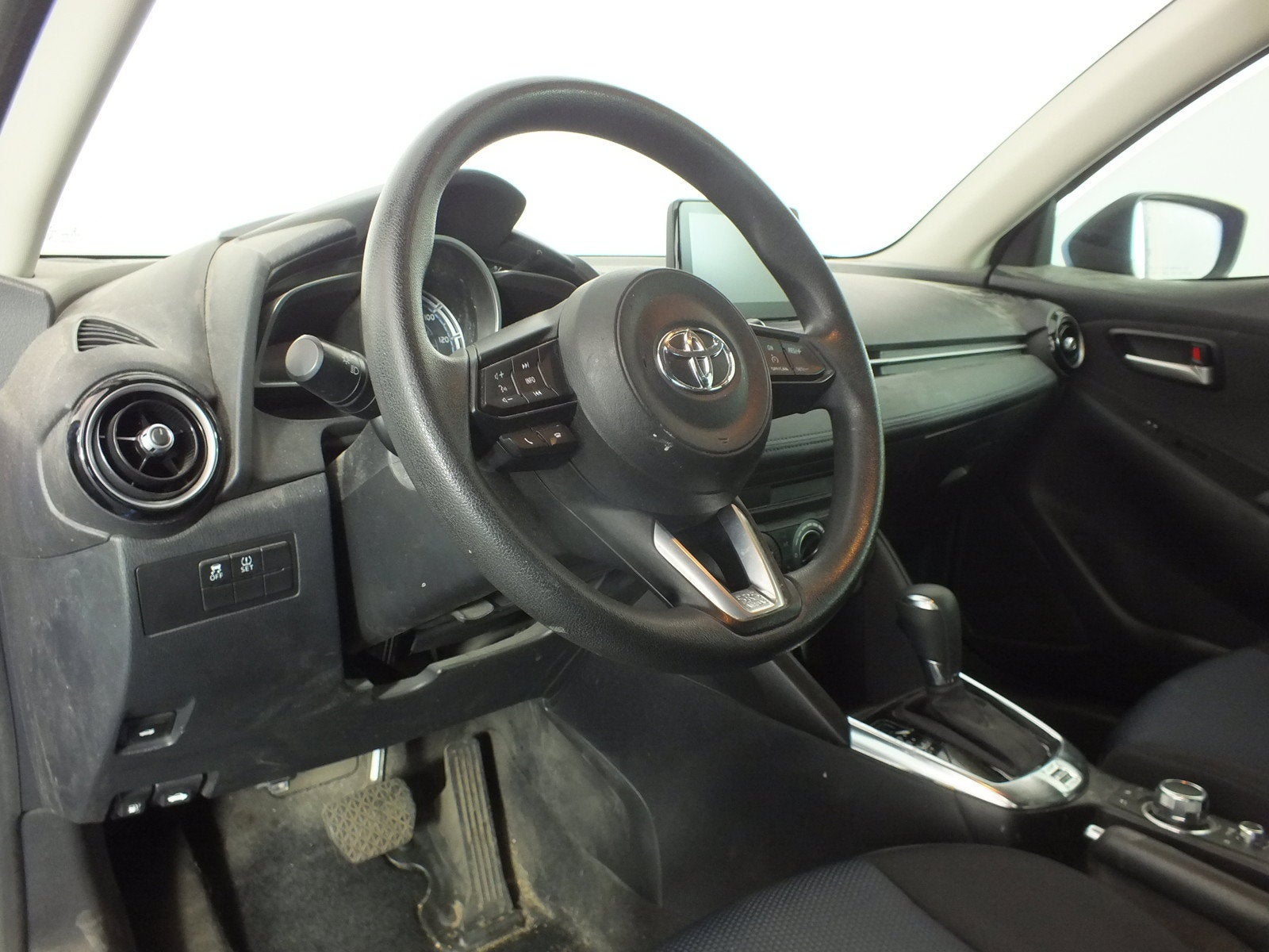 2019 Toyota Yaris Sedan LE *1-OWNER*