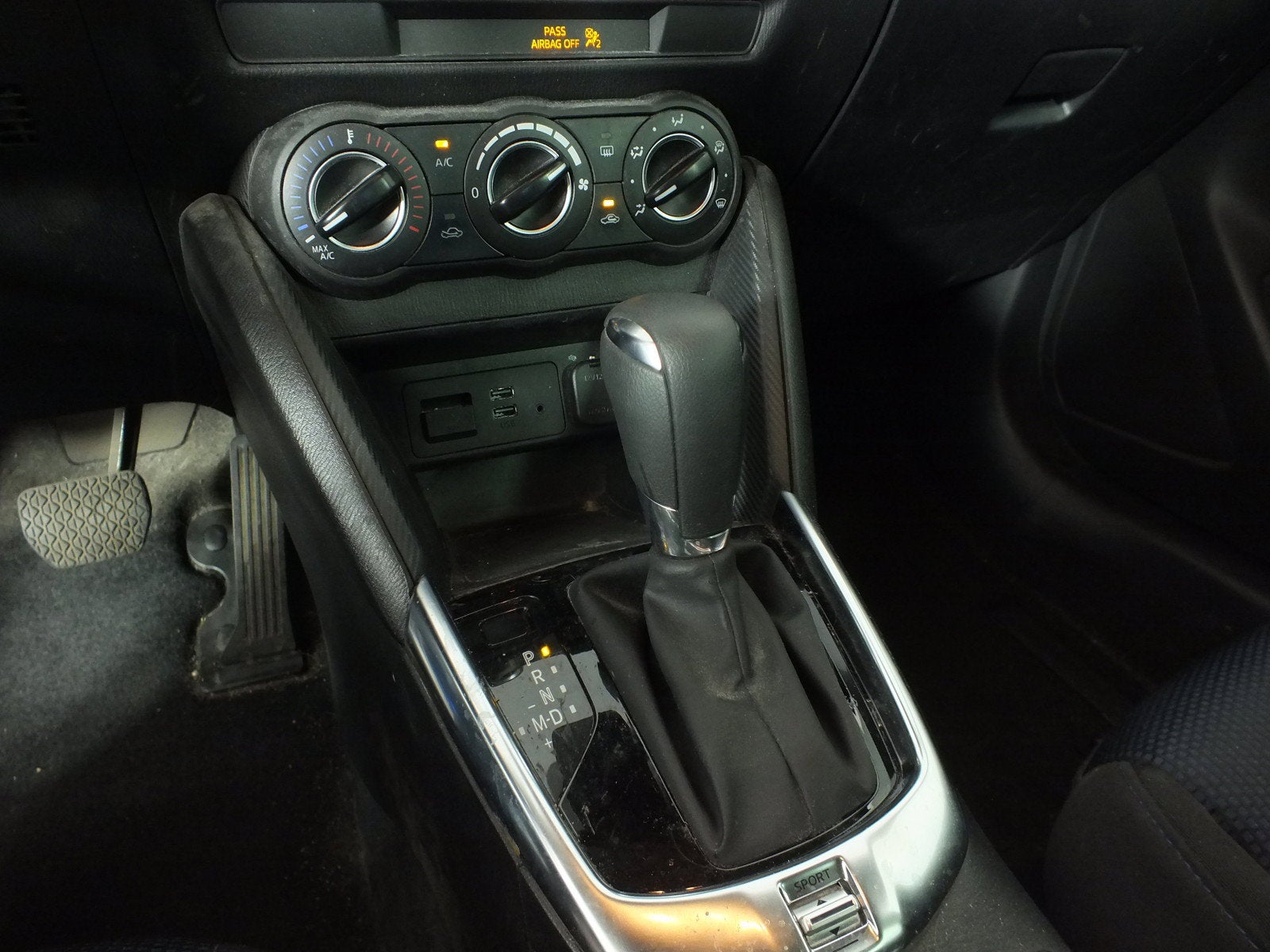 2019 Toyota Yaris Sedan LE *1-OWNER*