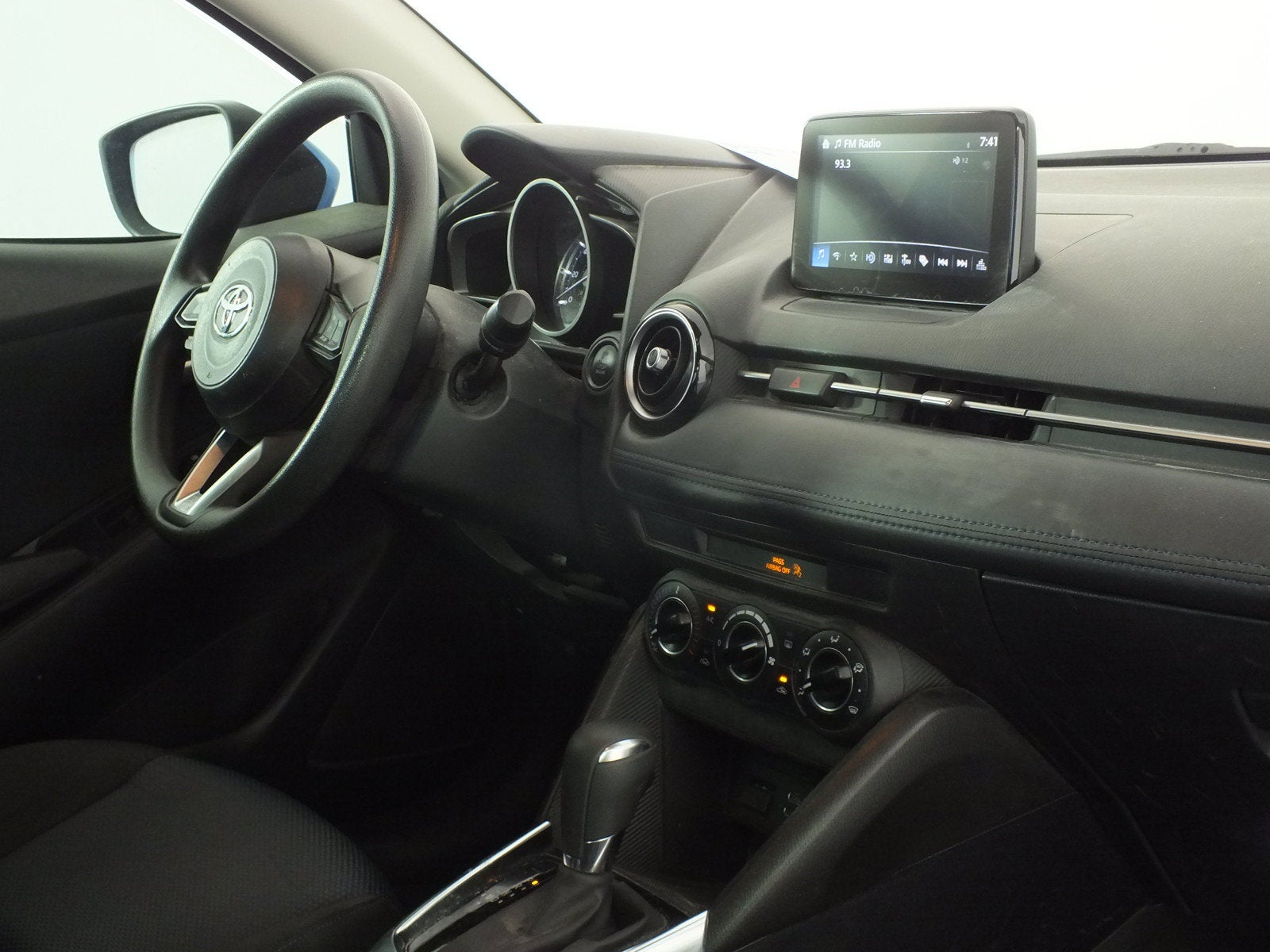 2019 Toyota Yaris Sedan LE *1-OWNER*