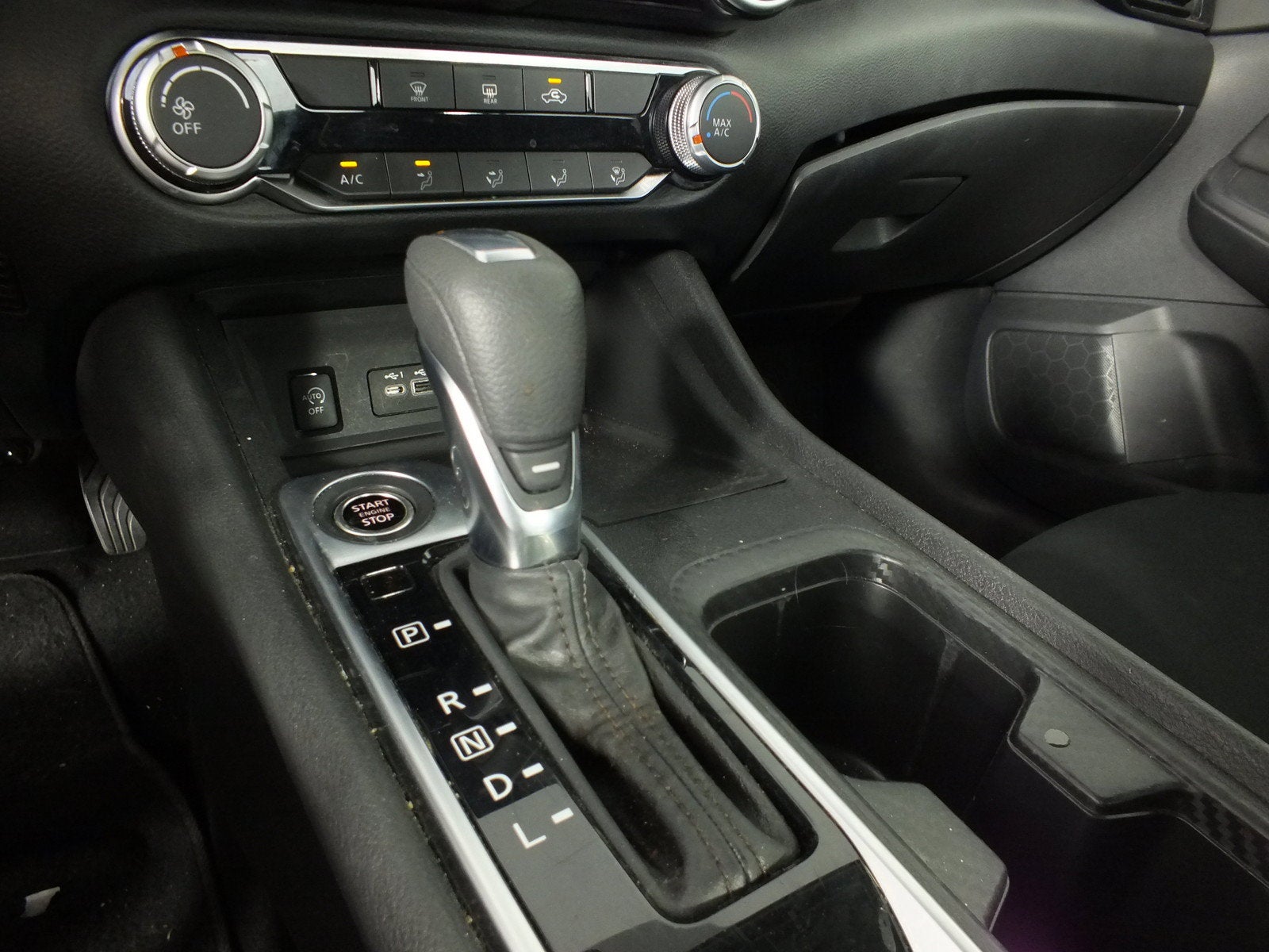 2024 Nissan Sentra SV *CLEAN CARFAX!*