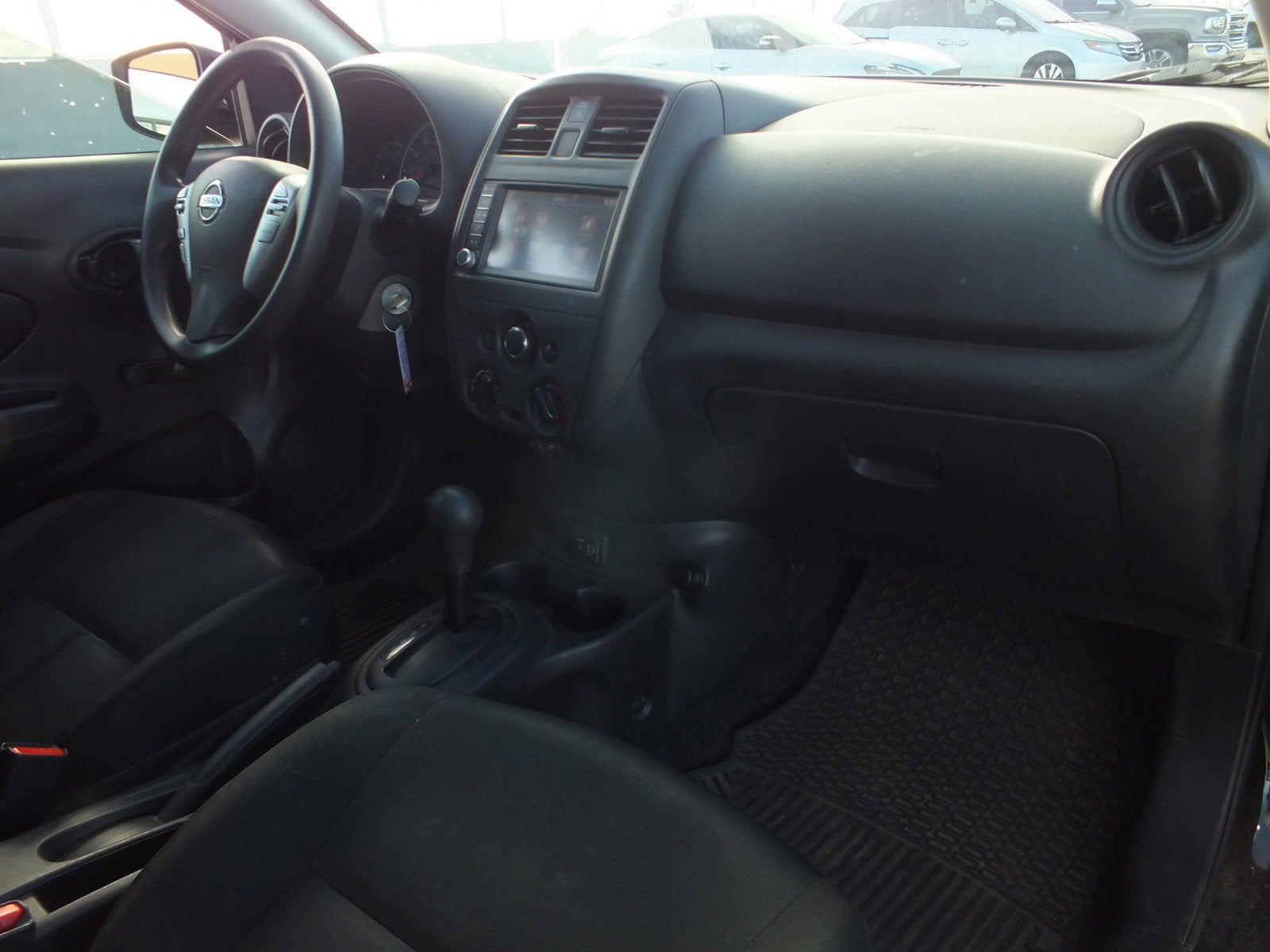 2019 Nissan Versa Sedan S Plus *CLEAN CARFAX! FUEL EFFICIENT!*