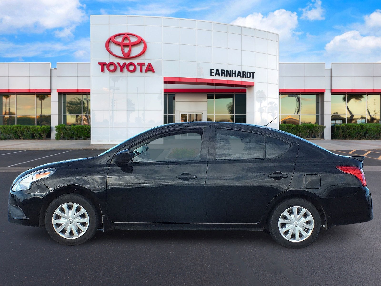 2019 Nissan Versa Sedan S Plus *CLEAN CARFAX! FUEL EFFICIENT!*