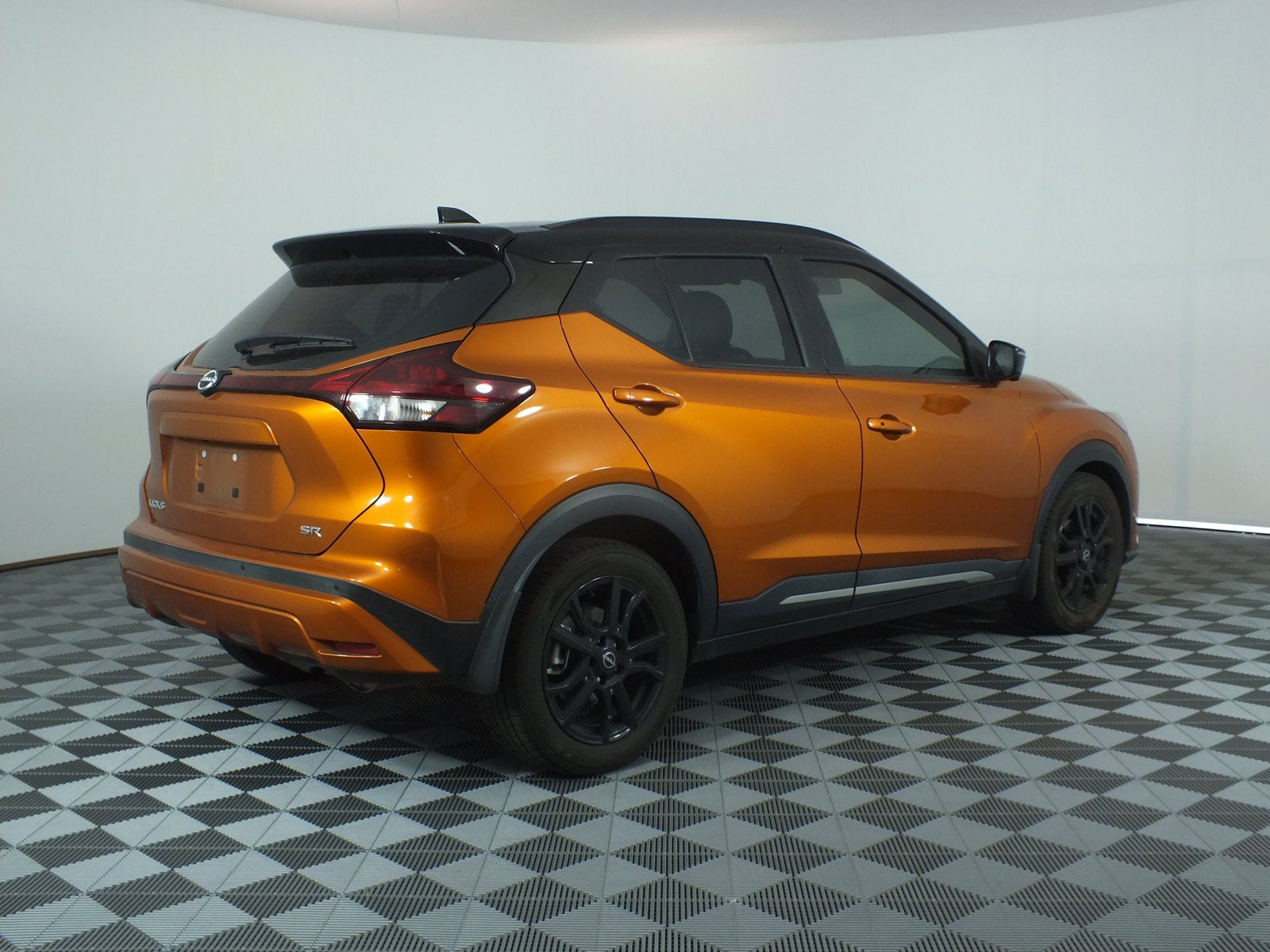 2023 Nissan Kicks SR *1-OWNER*