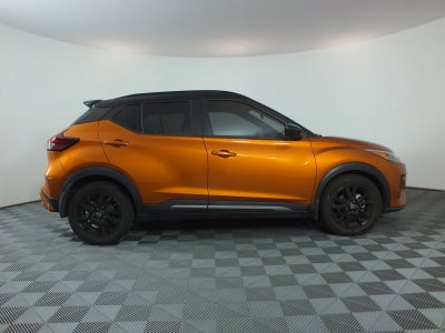 2023 Nissan Kicks SR *1-OWNER*