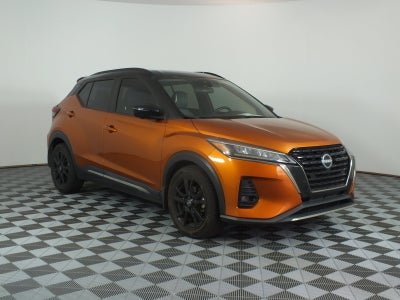 2023 Nissan Kicks SR *1-OWNER*