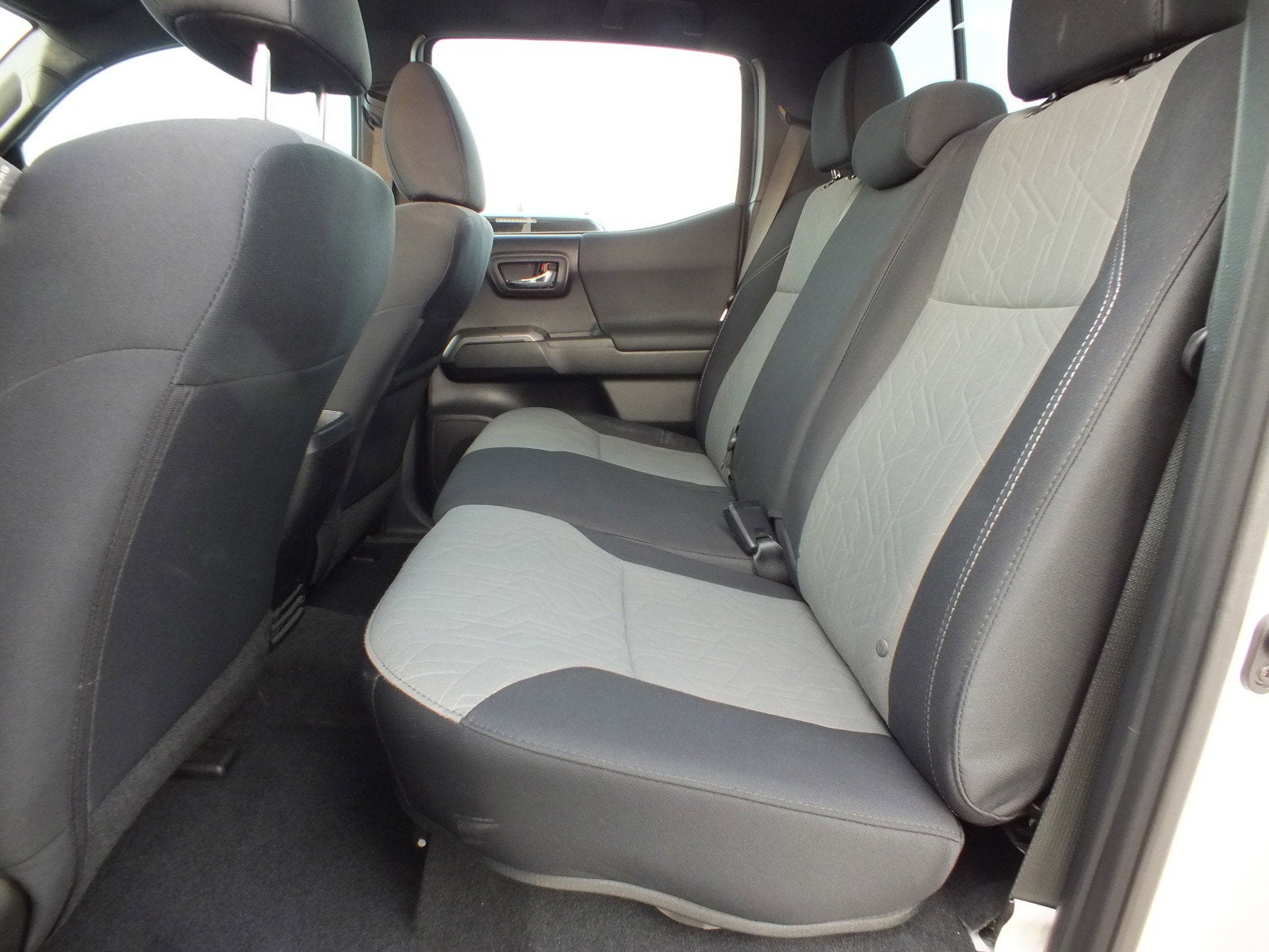 2021 Toyota Tacoma SR5 RWD *1 OWNER, CLEAN CARFAX!