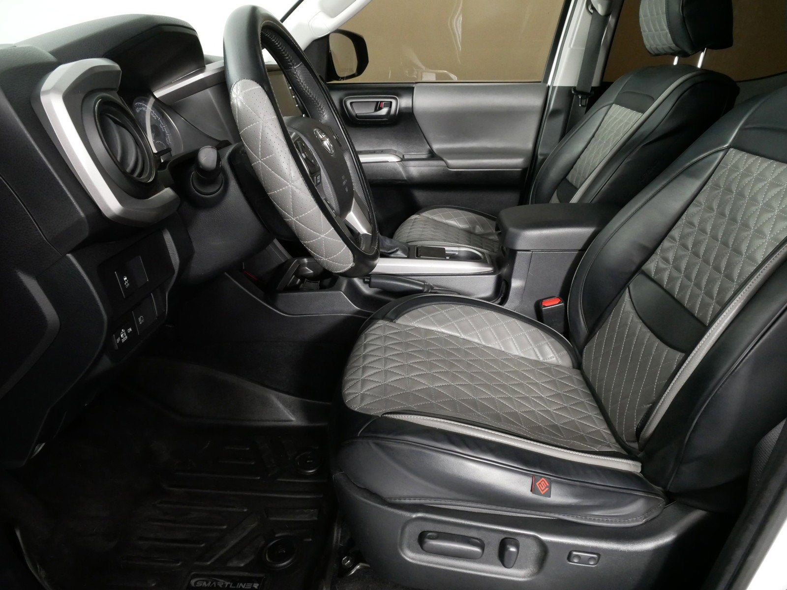 2021 Toyota Tacoma 2WD SR5 RWD *1 OWNER, CLEAN CARFAX!