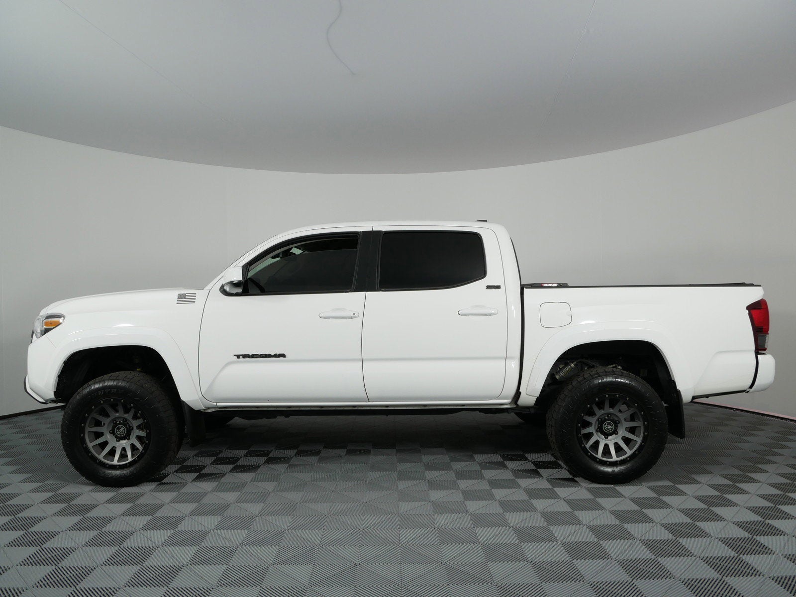 2021 Toyota Tacoma 2WD SR5 RWD *1 OWNER, CLEAN CARFAX!