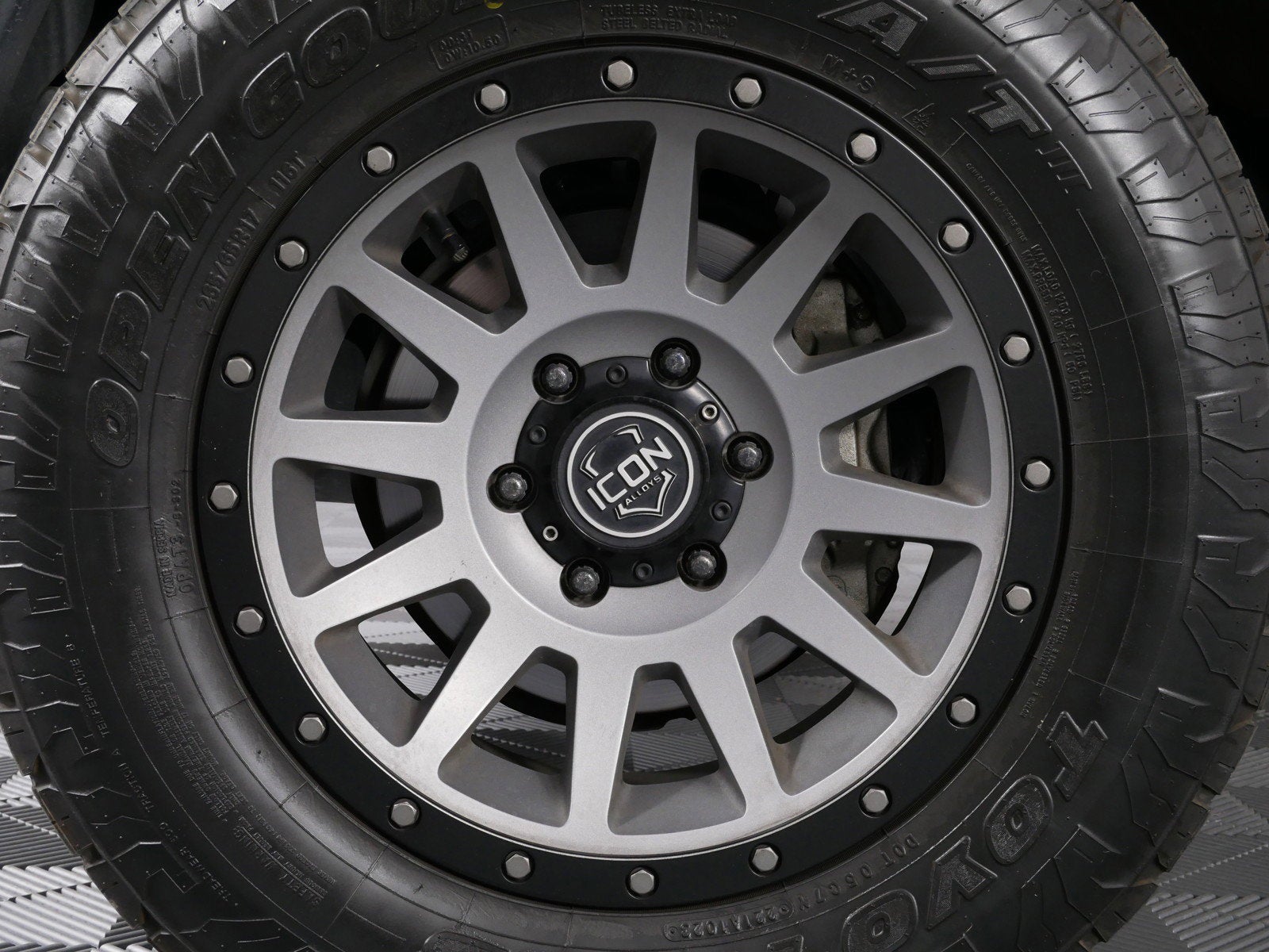 2021 Toyota Tacoma 2WD SR5 RWD *1 OWNER, CLEAN CARFAX!