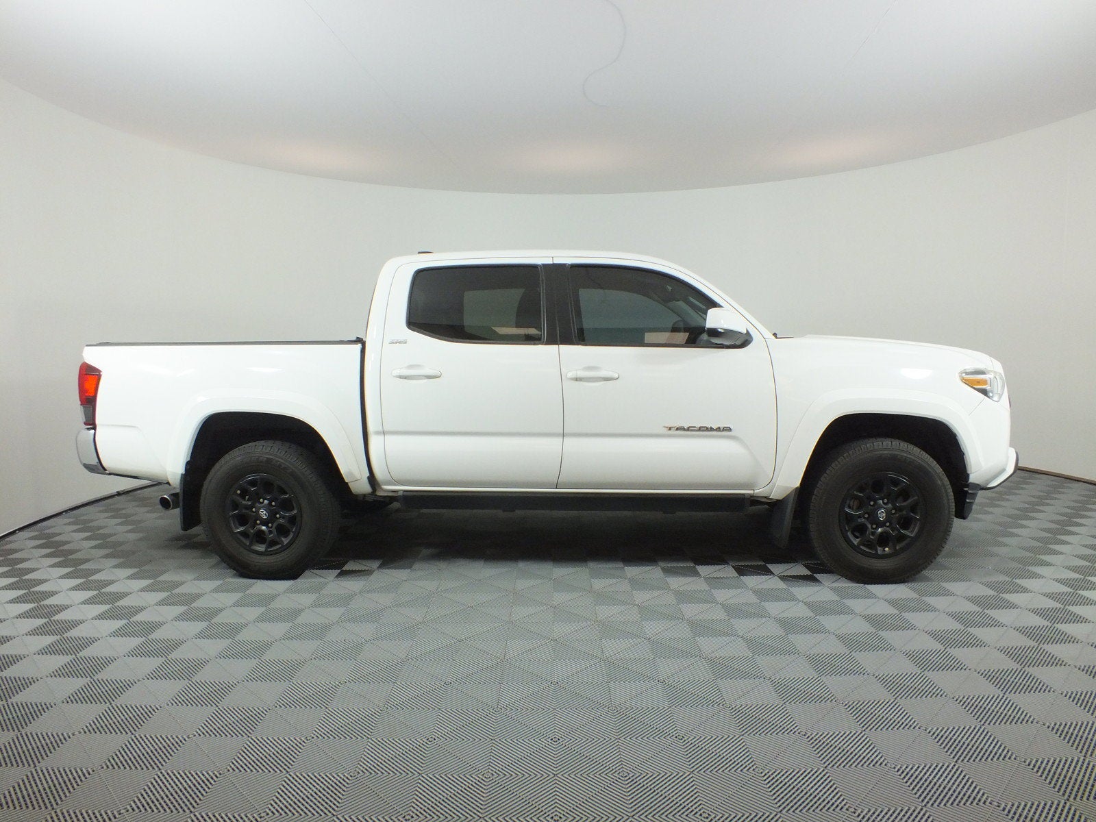2022 Toyota Tacoma SR5 *1-OWNER*