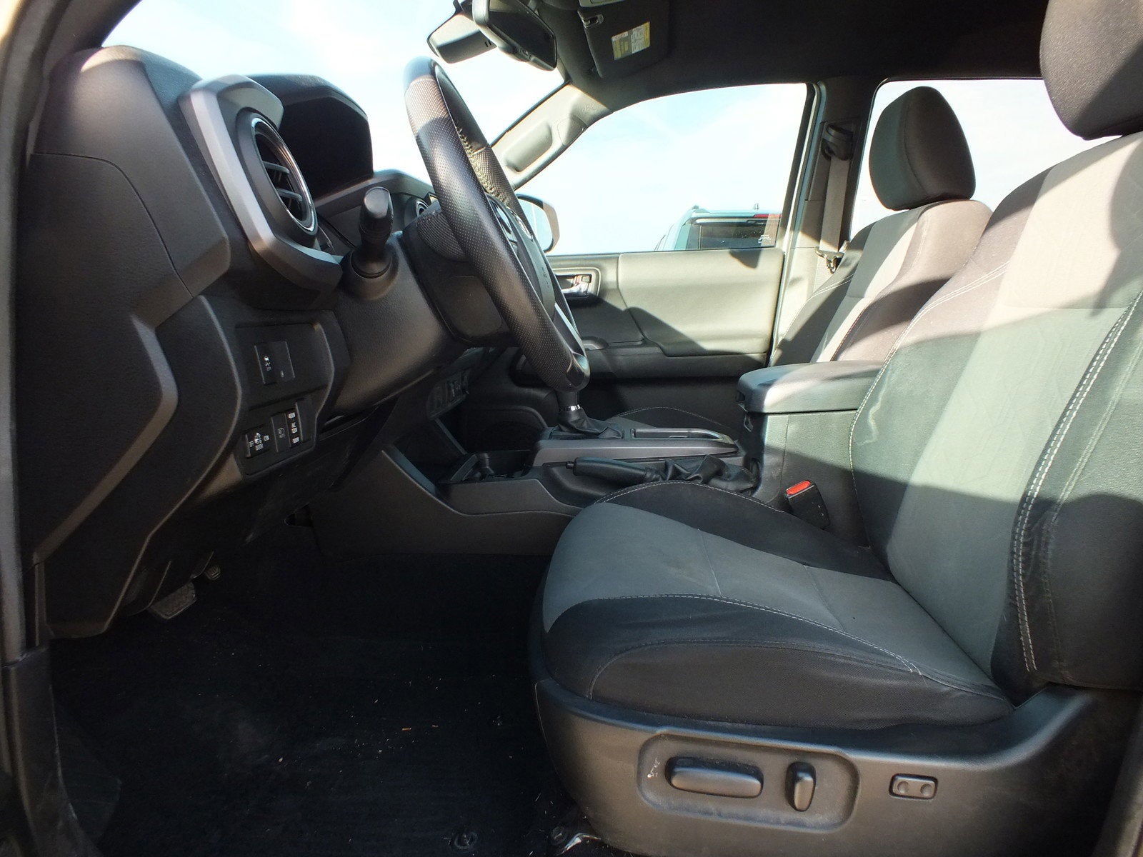 2022 Toyota Tacoma 2WD SR5 RWD *1 OWNER!*