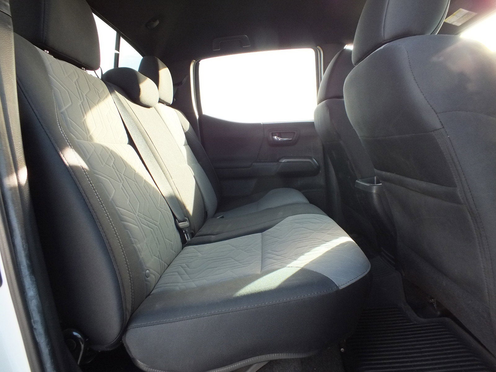 2022 Toyota Tacoma 2WD SR5 RWD *1 OWNER!*