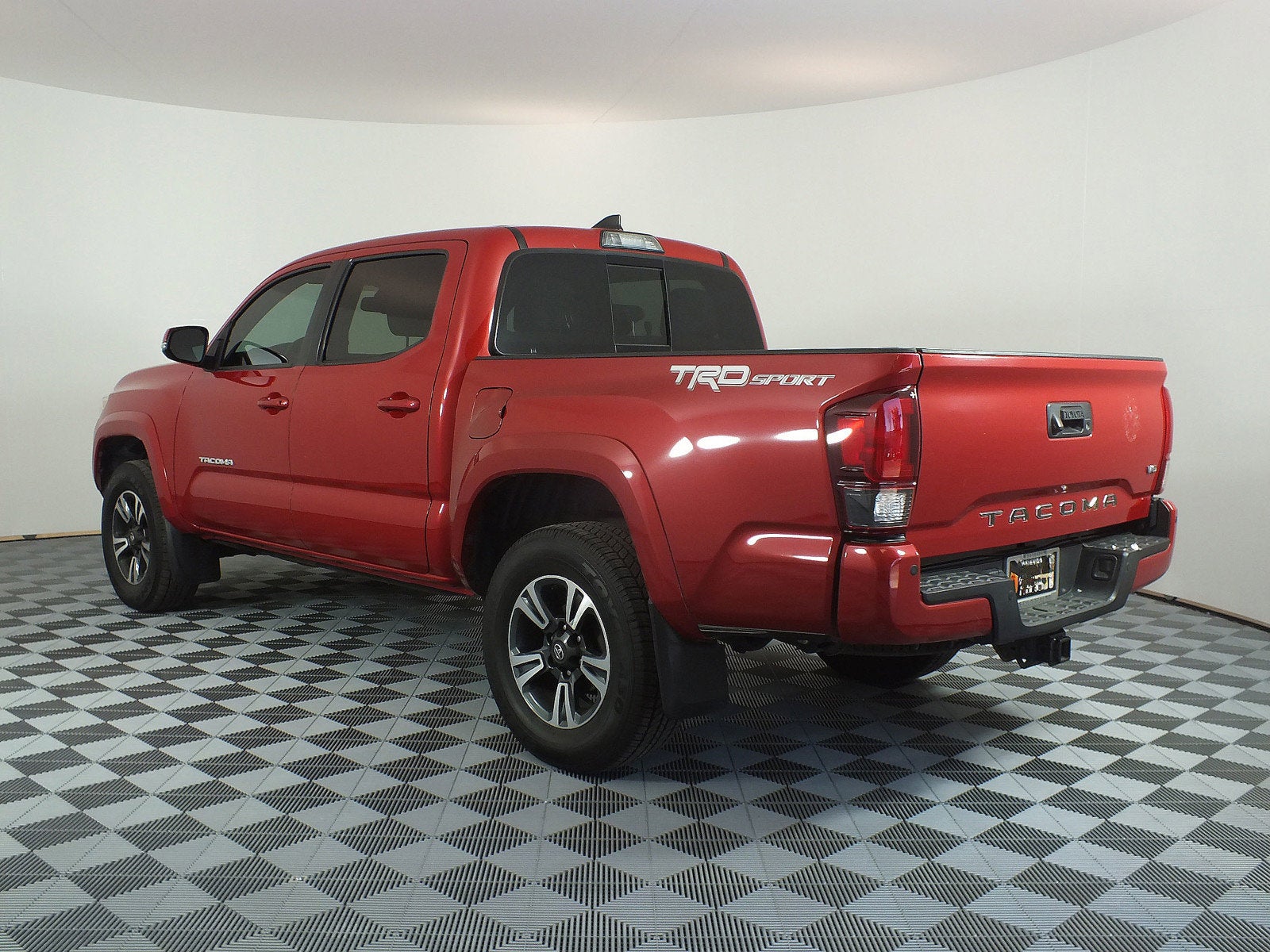 2019 Toyota Tacoma TRD Sport *WELL MAINTAINED!*