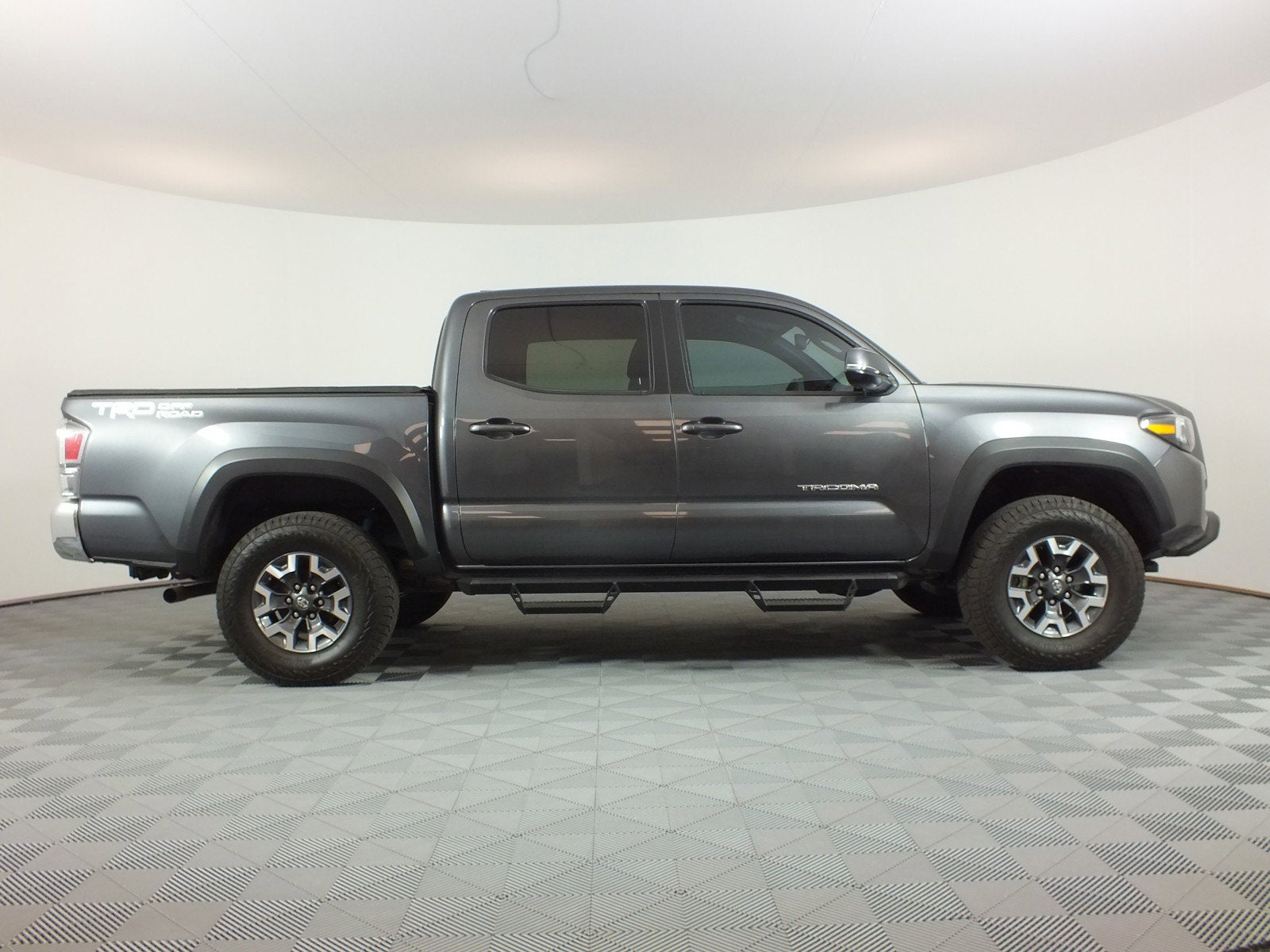 2023 Toyota Tacoma TRD Off Road *CLEAN CARFAX! ONLY 22K MILES!*