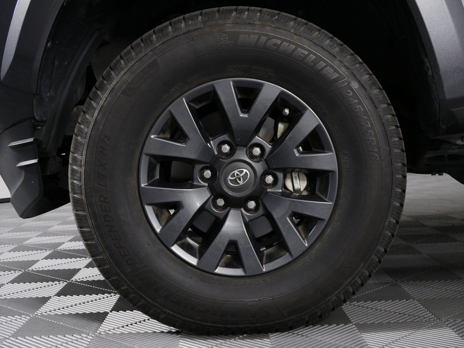 2023 Toyota Tacoma SR5 2WD *1-OWNER*