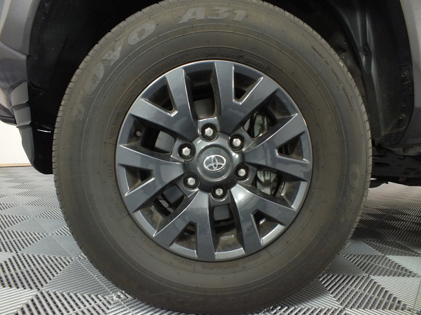 2023 Toyota Tacoma SR5 2WD *1-OWNER*