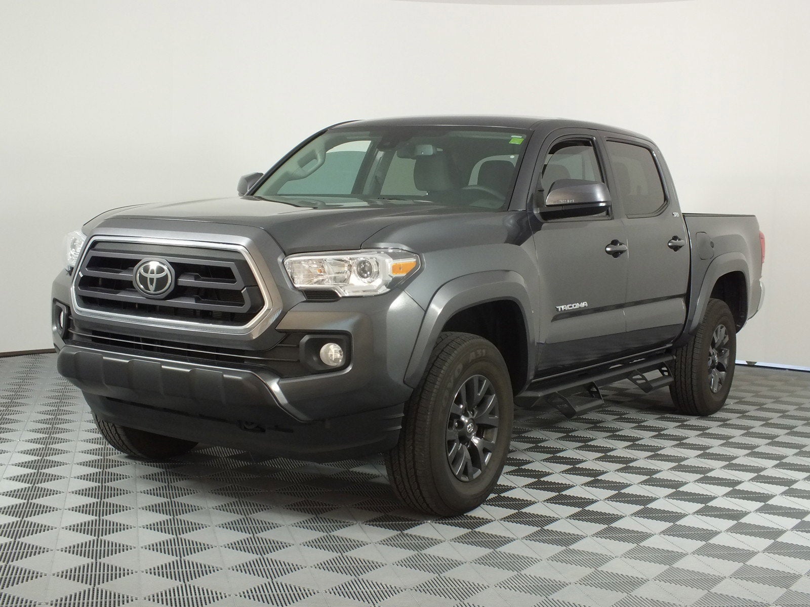 2023 Toyota Tacoma SR5 2WD *1-OWNER*