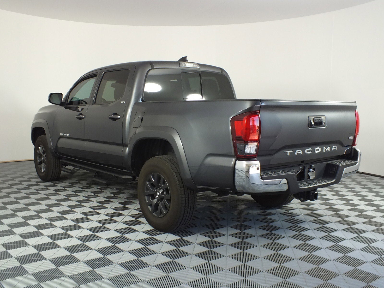 2023 Toyota Tacoma SR5 2WD *1-OWNER*