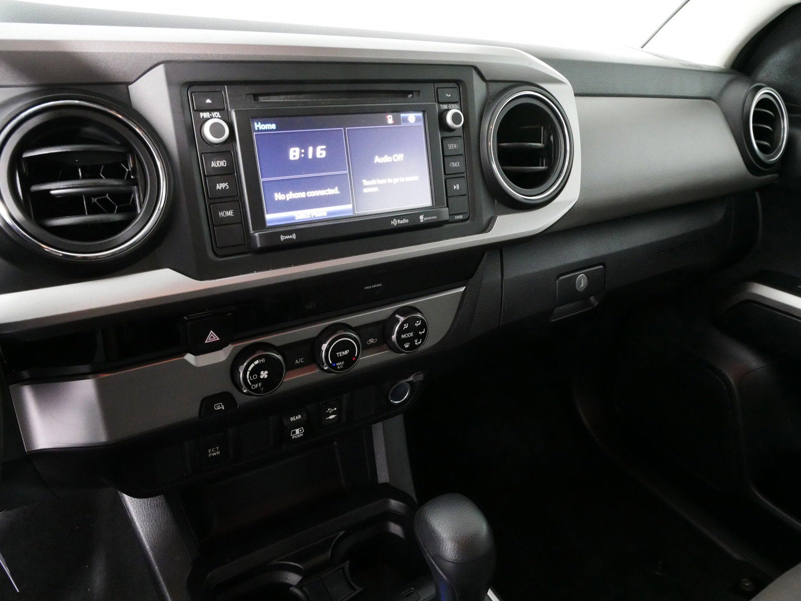 2018 Toyota Tacoma SR5 *1-OWNER! CLEAN CARFAX*