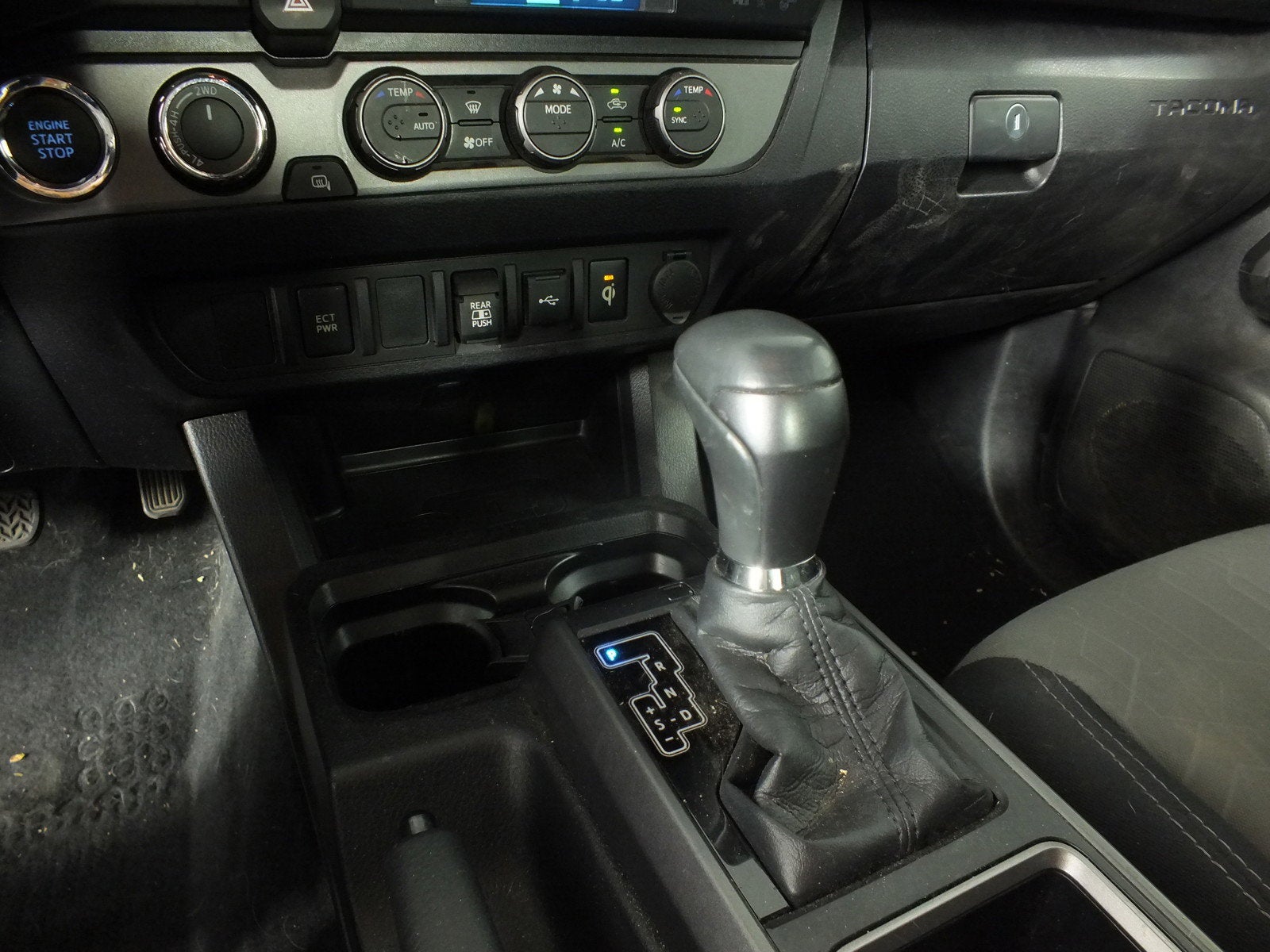 2021 Toyota Tacoma TRD Off Road 4WD *CLEAN CARFAX*