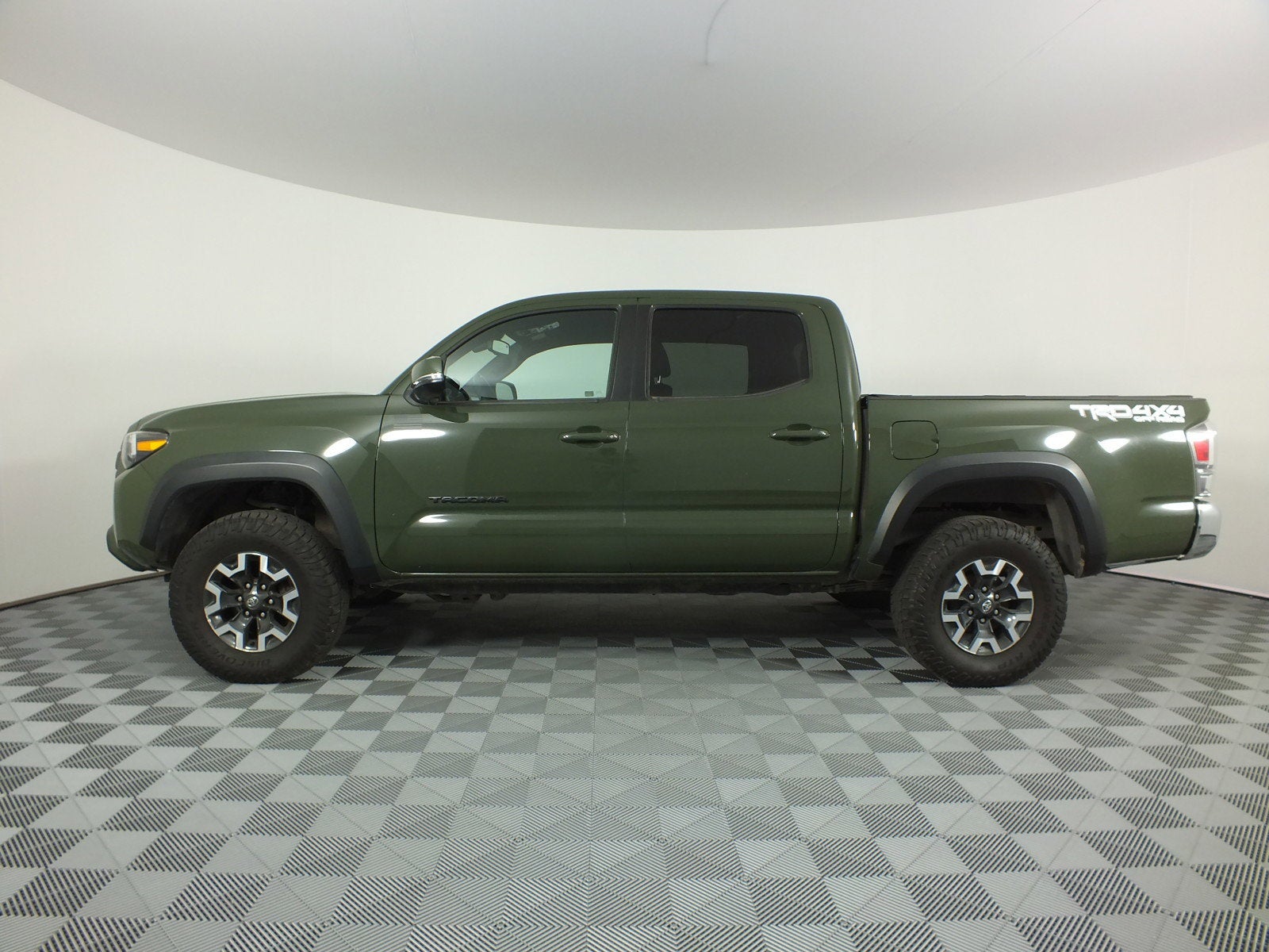 2021 Toyota Tacoma TRD Off Road 4WD *CLEAN CARFAX*