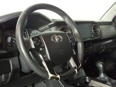 2022 Toyota Tacoma SR5 4WD *WELL MAINTAINED!*