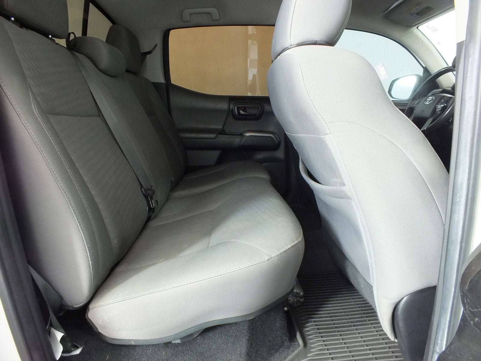 2022 Toyota Tacoma SR5 4WD *WELL MAINTAINED!*