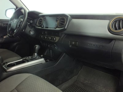 2022 Toyota Tacoma SR5 4WD *WELL MAINTAINED!*